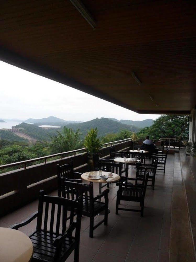 阿科松博沃尔塔酒店 Akosombo 外观 照片